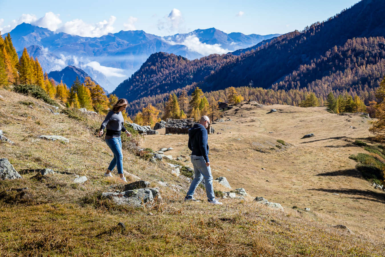 Itinerari percorsi facili autunno Valle Aosta Valle Champorcher